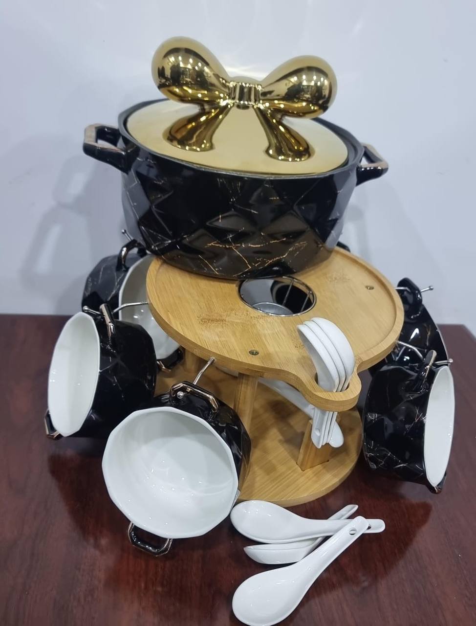 JC7572 set of 6 ceramic marble-like soup bowls 1 soup touren on bamboo base + burner
