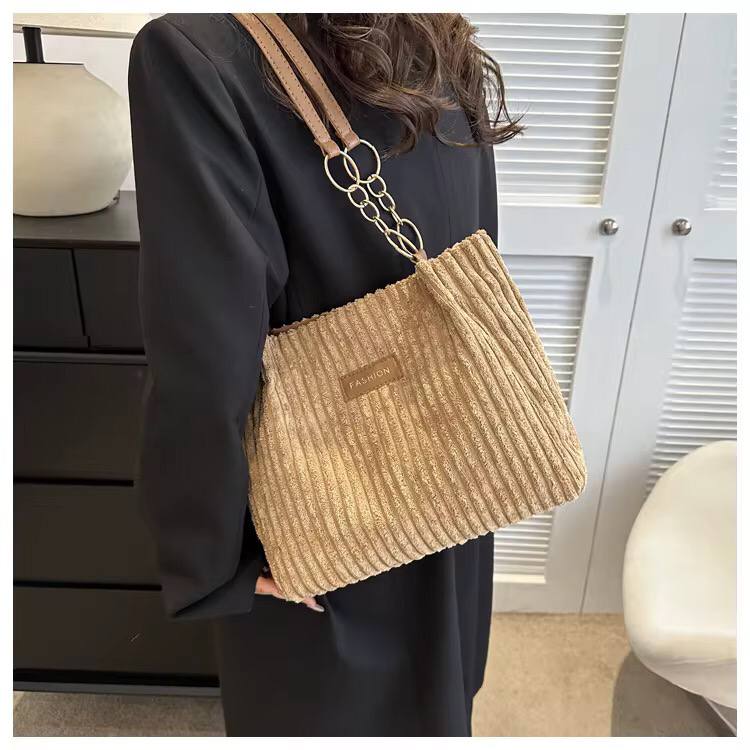 Suede detailed ladies shoulder tote bag