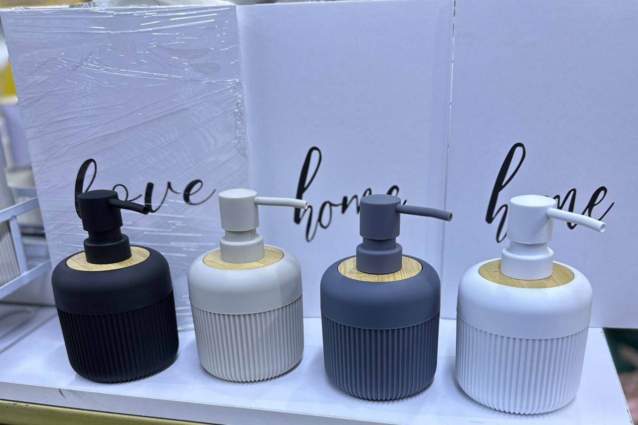 Bamboo luxury Lotion pump bottle for kitchen/ bathroom countertops / shower gel/ decorative soap dispenser