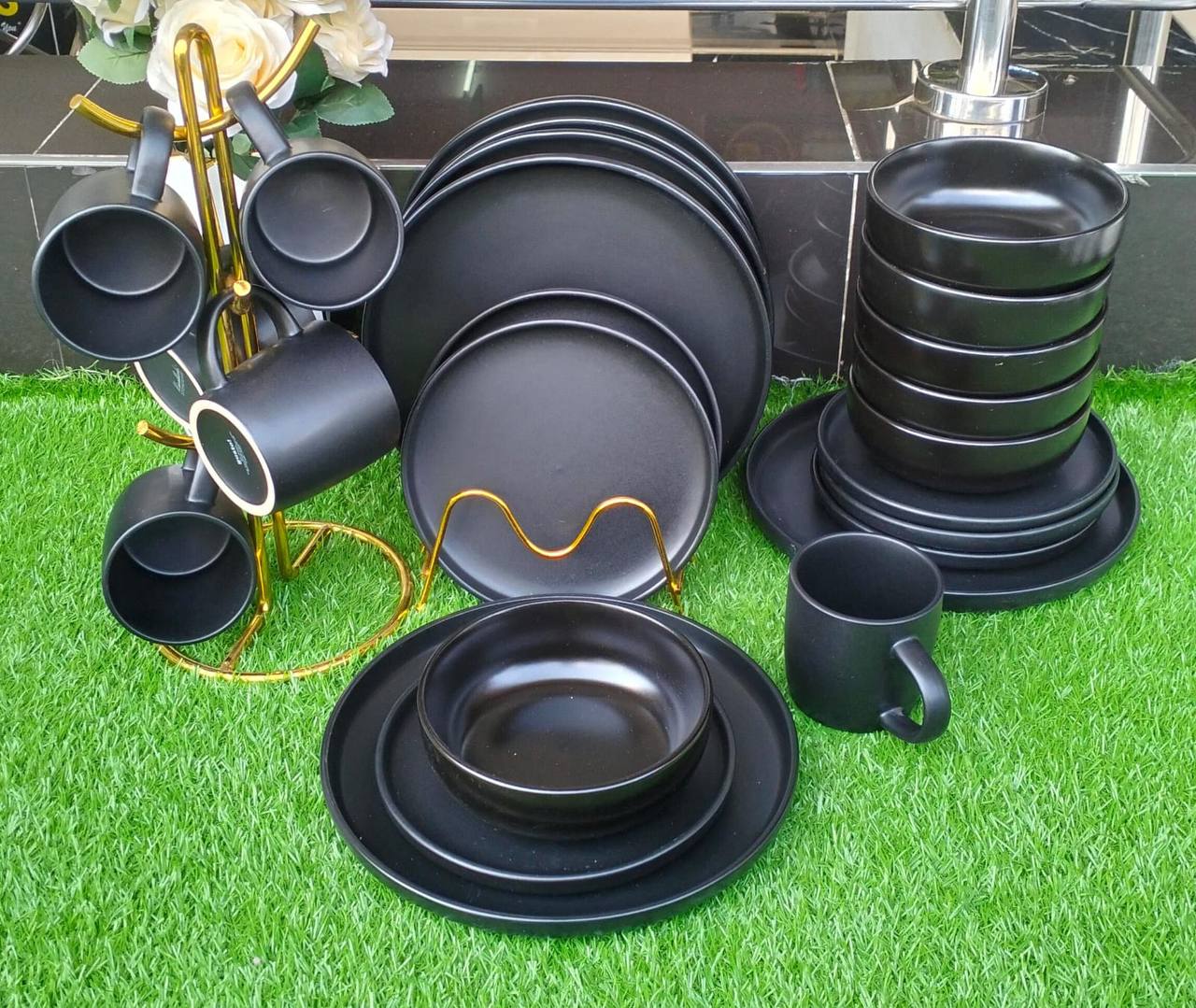 24pcs Black plain dinner set