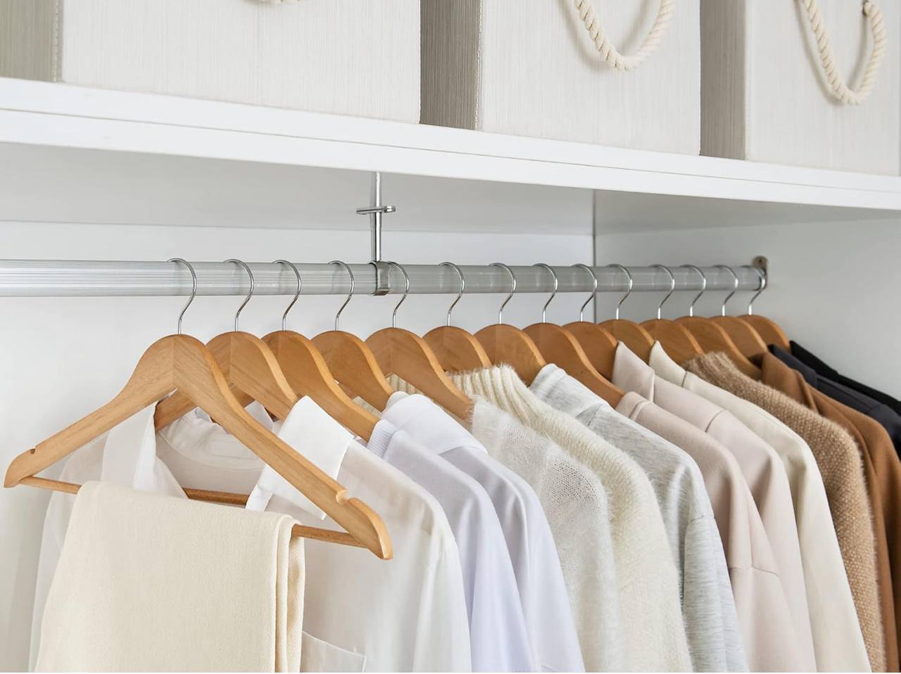 10pcs Wooden Clothes Hangers