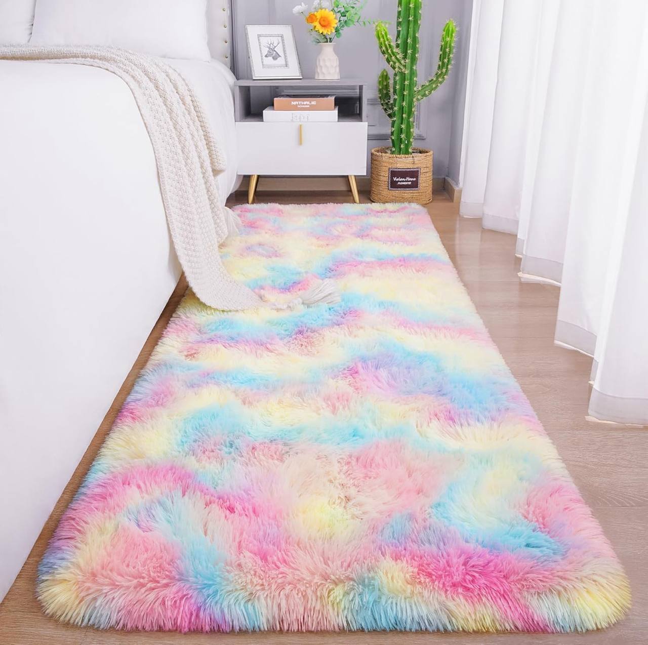 Bedside fluffy carpets