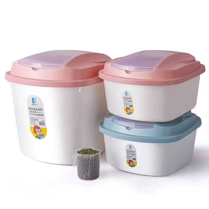 Plastic rice bucket