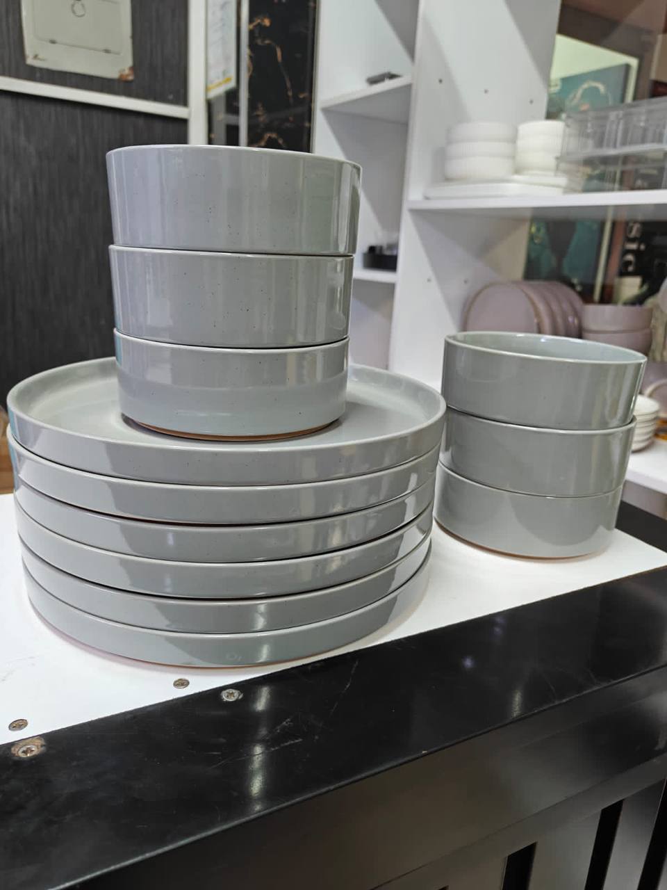 premium quality bowls and plates set