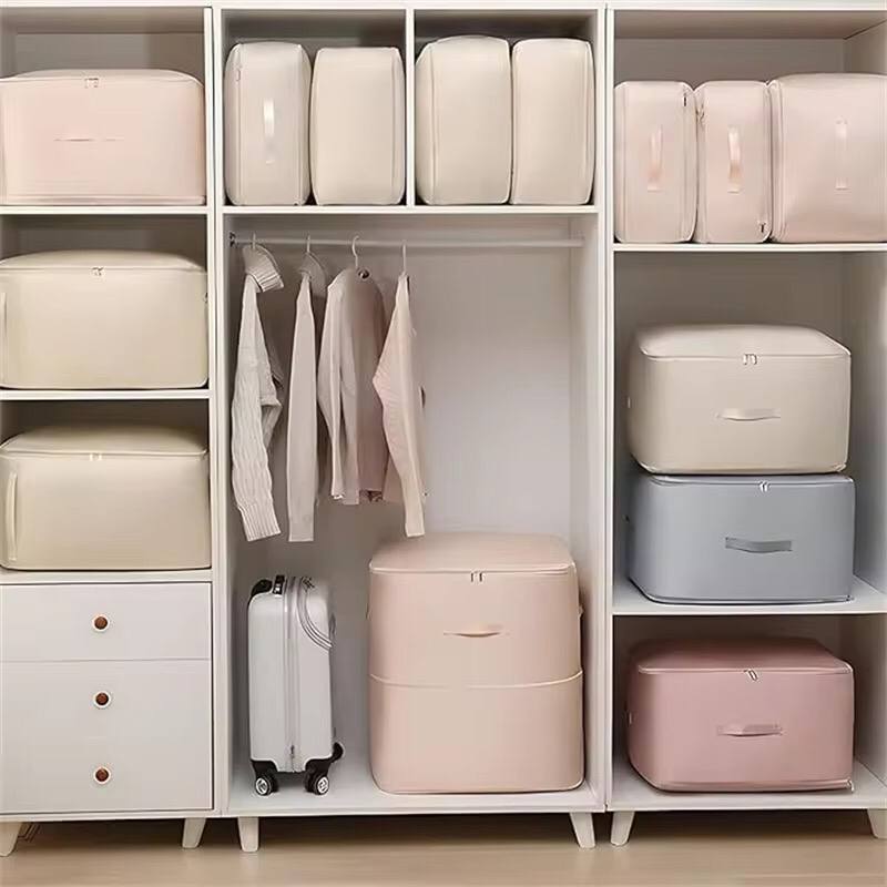 Compressed Duvet storage bag
Cloths storage bag