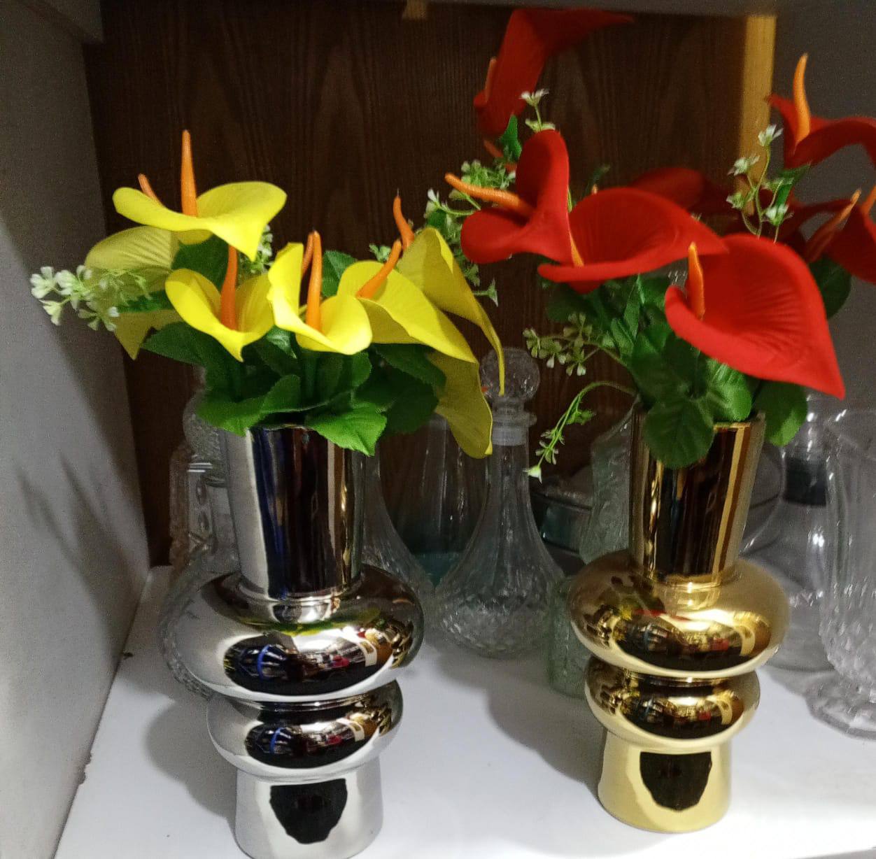 Unique Flower Vases
Ceramic material