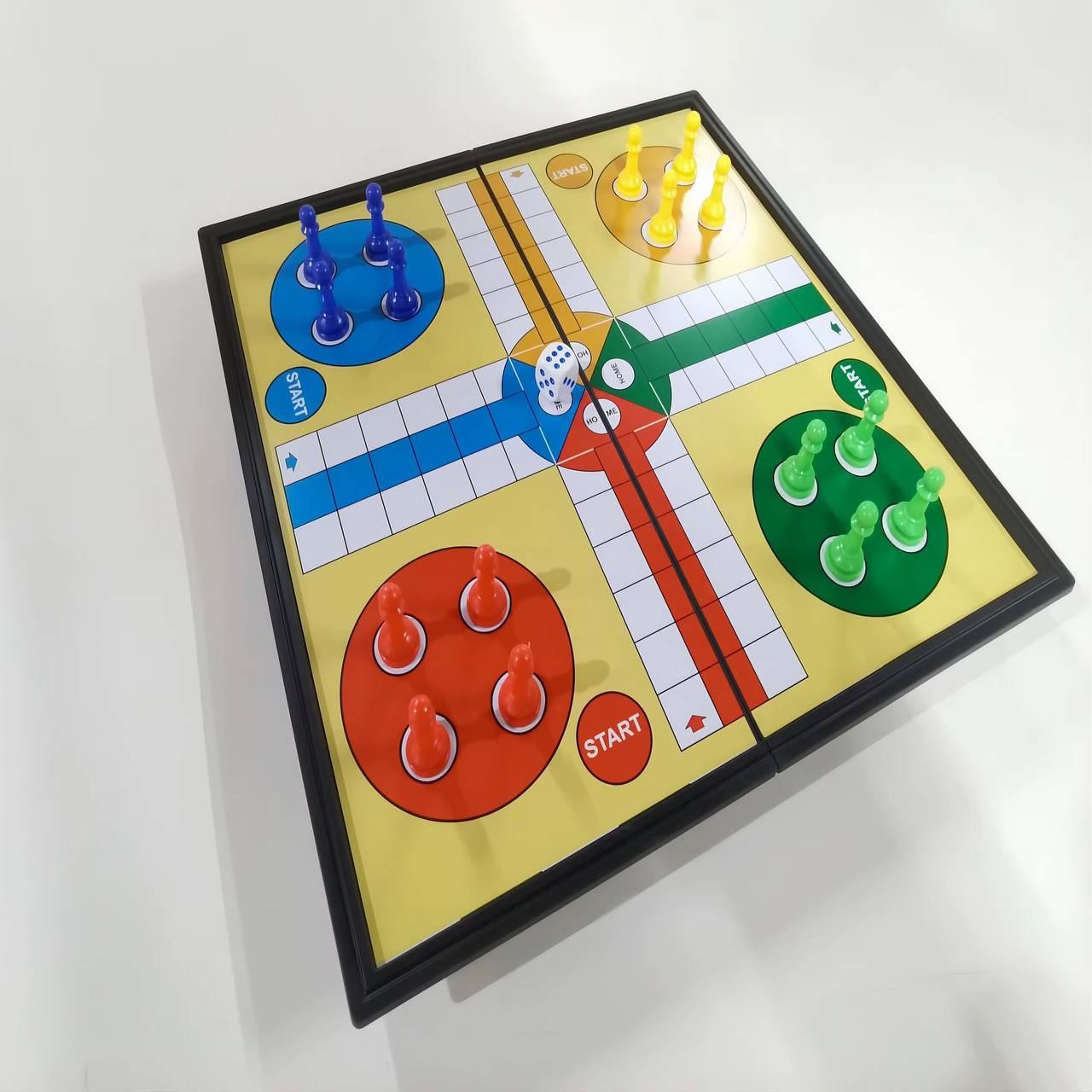 LUDO MAGNETIC GAMEBOARD