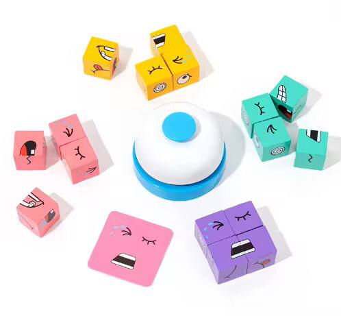 Intelligent wooden challenge / Face changing Rubic Cubes