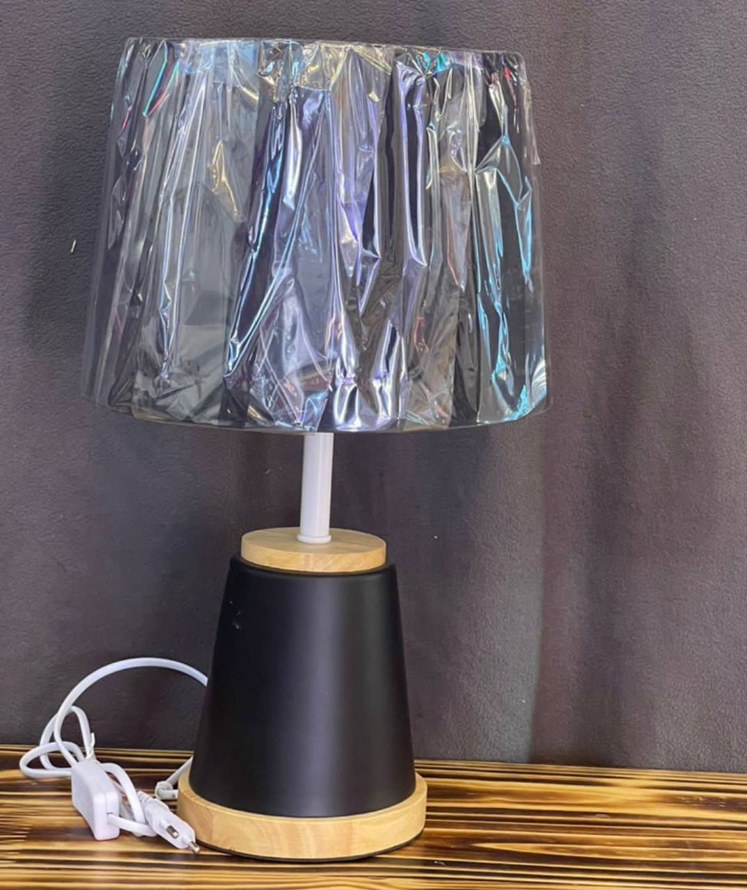 Creative Nordic solid Wood Table Lamp