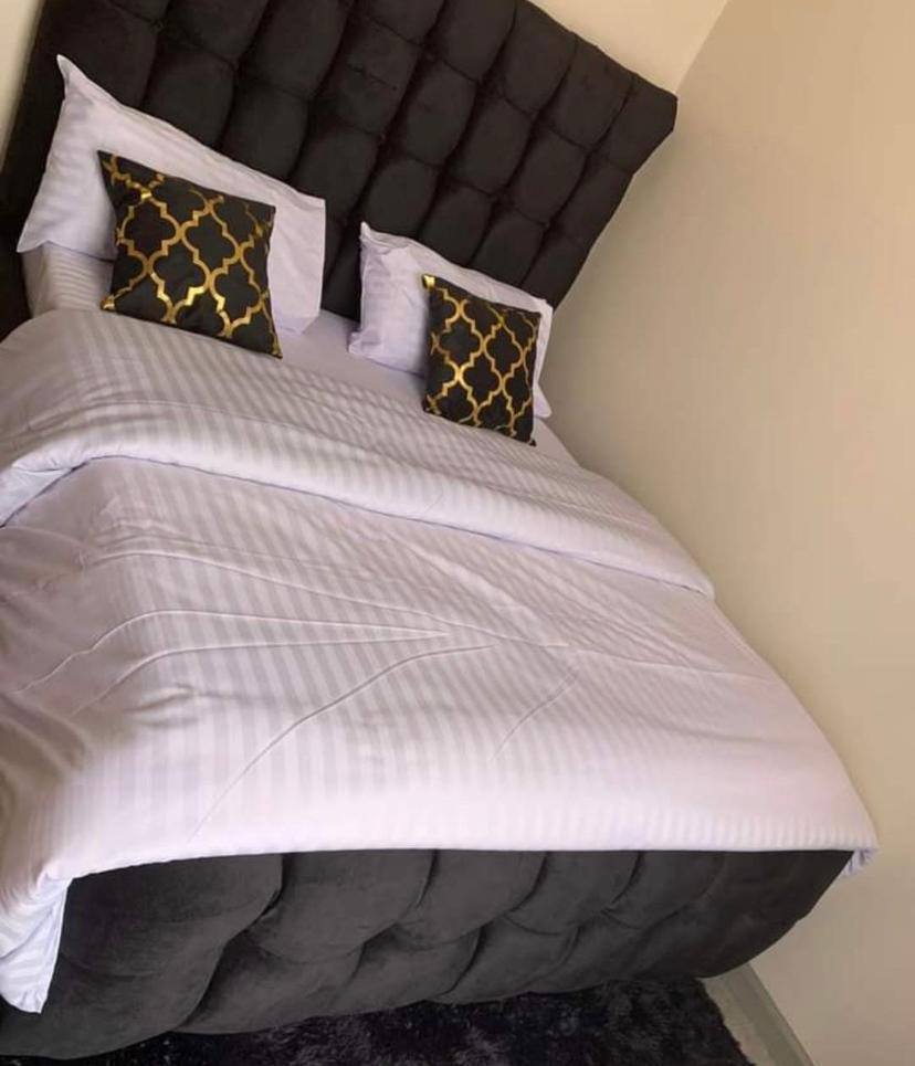 White stripped duvet cover Sets