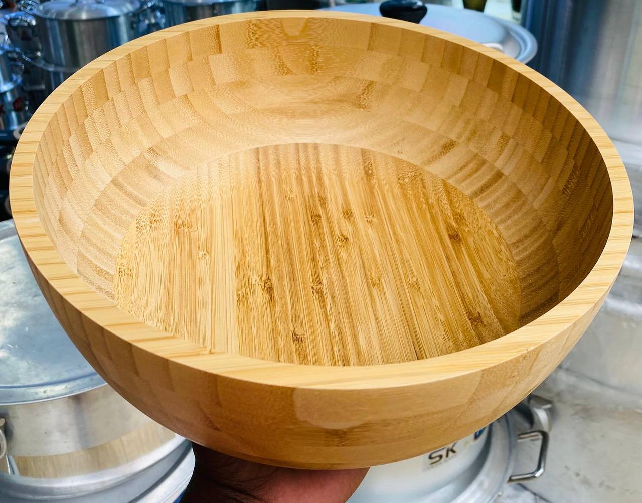Bamboo salad bowls