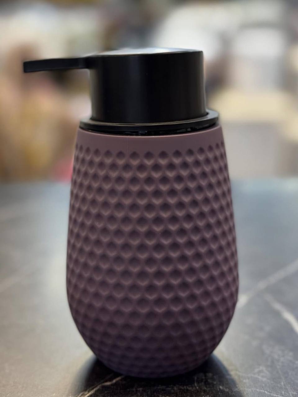 Hard plastic luxury Lotion pump bottle for kitchen/ bathroom countertops / shower gel/ decorative soap dispenser