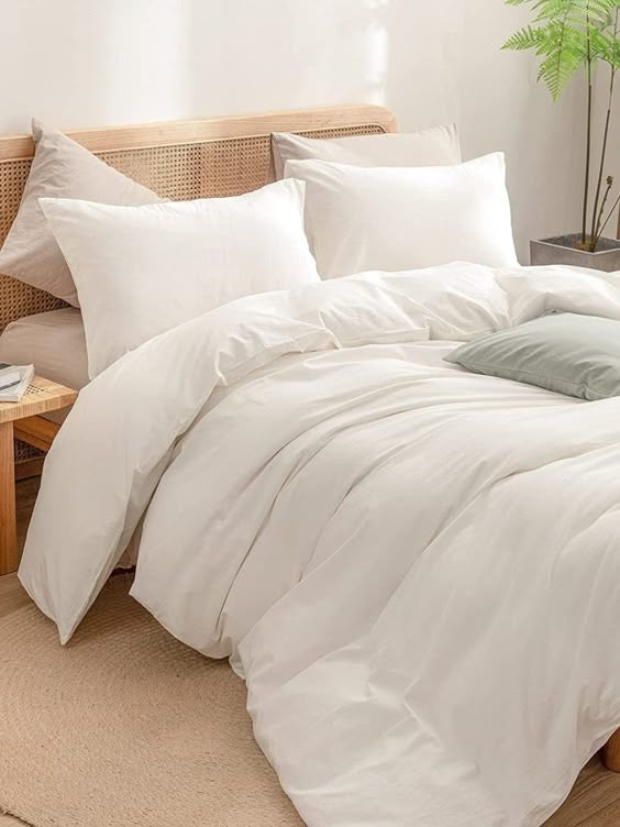 Beddings & Bedroom Accessories