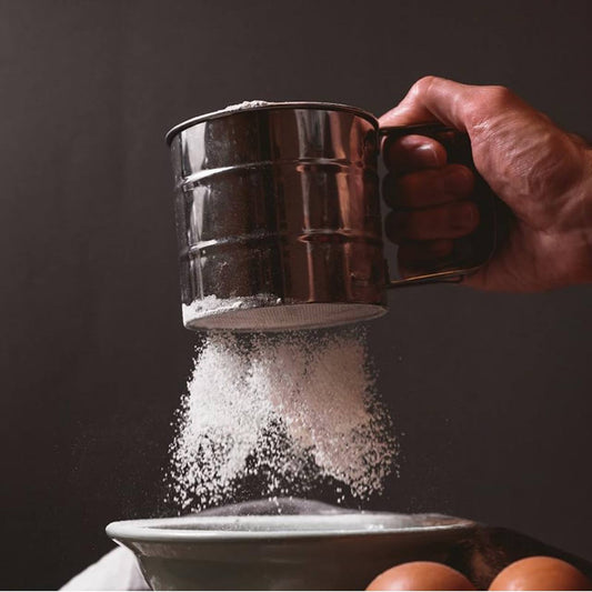 Handheld stainless steel flour sieve