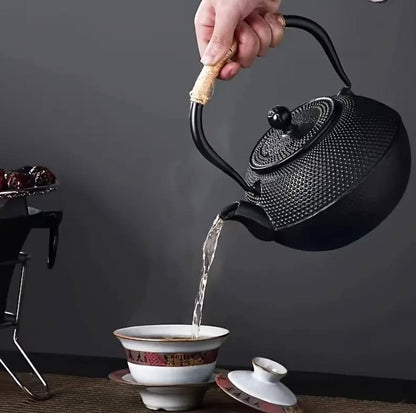 Original heavy duty cast iron tea pot with infuser, cast iron coaster and spoon