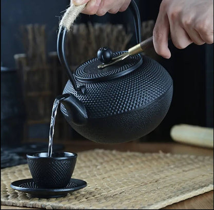 Original heavy duty cast iron tea pot with infuser, cast iron coaster and spoon