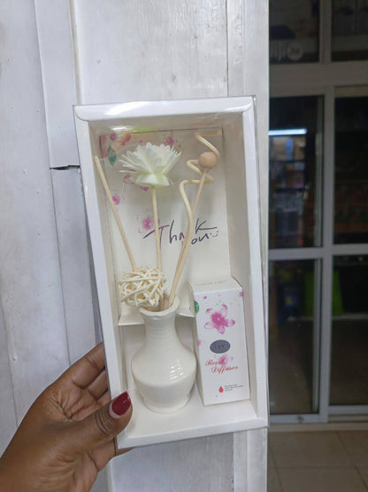 Pot design reed diffuser