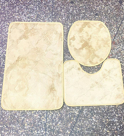Bath mats  super Soft 
3 Piece toilet set