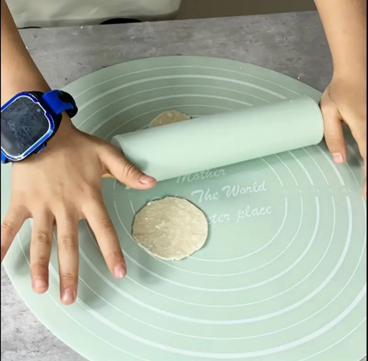 Silicone Baking Mat with  Rolling Pin Set