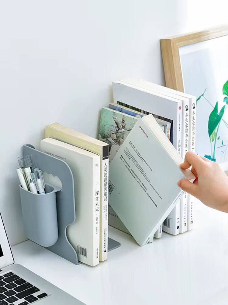 Retractable Bookends For Shelves