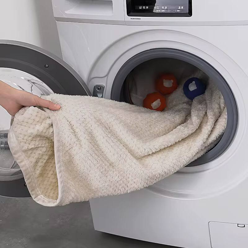 Reusable pet hair remover for laundry, laundry washing machine balls to collect hair,lint and other debris from clothes during the wash