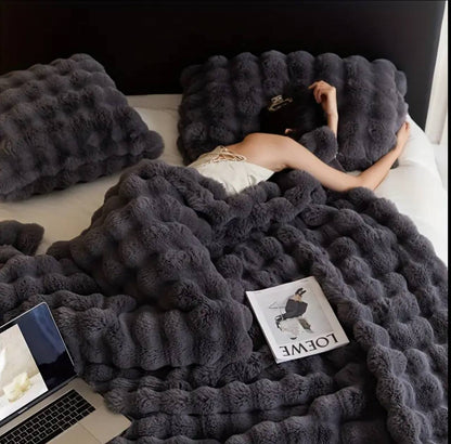 Premium quality Soft Bubble Winter Throw Blanket