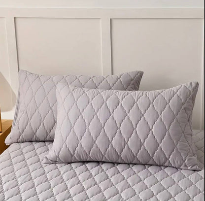 Quilted water proof Pillow Protector