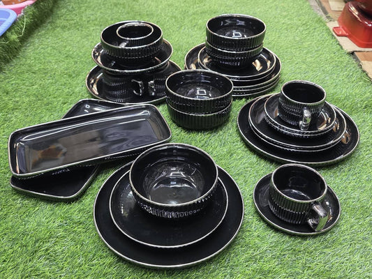 Elegant  European Porcelain Dinner set