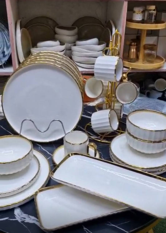 Elegant  European Porcelain Dinner set