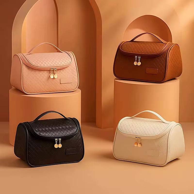 Leather cosmetics / make up organizer travel bag