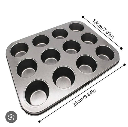 Nonstick 12 hole cupcake baking tin
