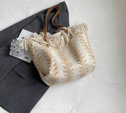 Summer tassel tote bags