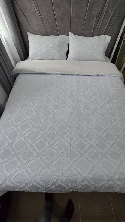3pc Tufted  Wave Duvet cover set