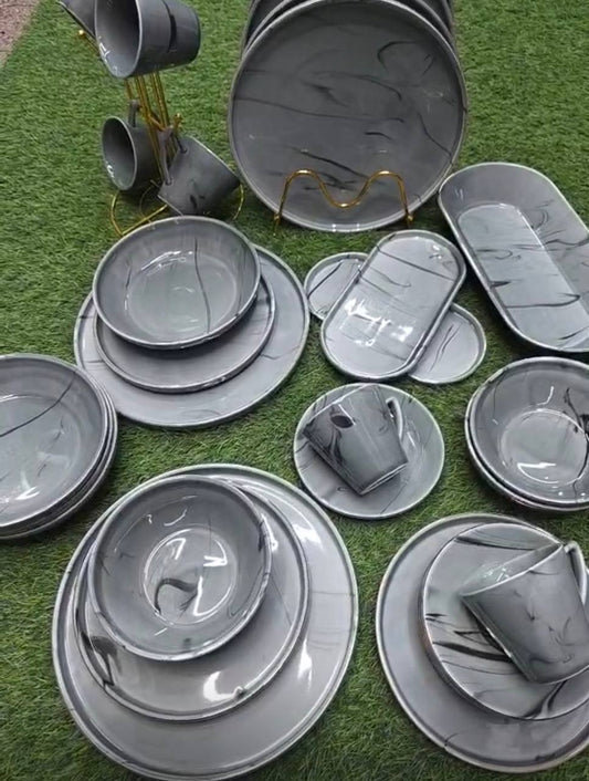 39pcs Dinner set Elegant Double Glaze European Porcelain Dinner set