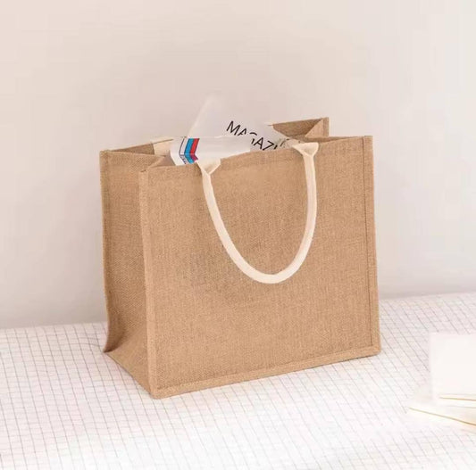 Linen Reusable Eco friendly shopping jute bags
Available in different prints 
Can be used as Burlap gifts packing bags