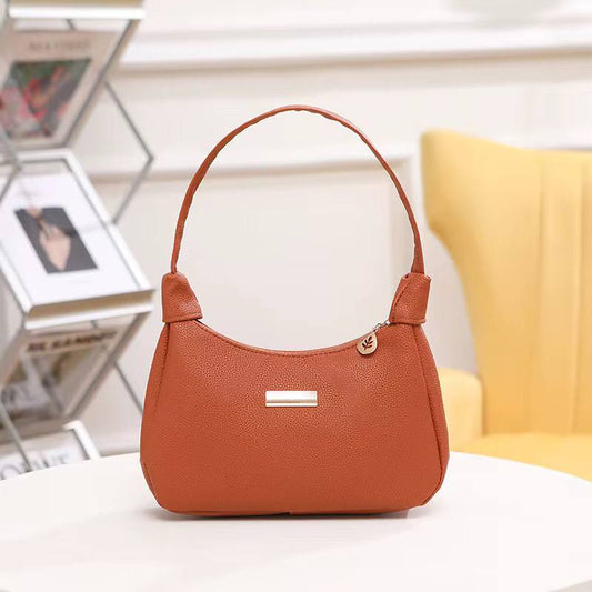 VERSATILE SHOULDER BAG