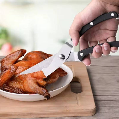 Multi-purpose scissors for kitchen