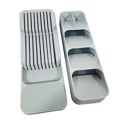 Compact cutlery holder