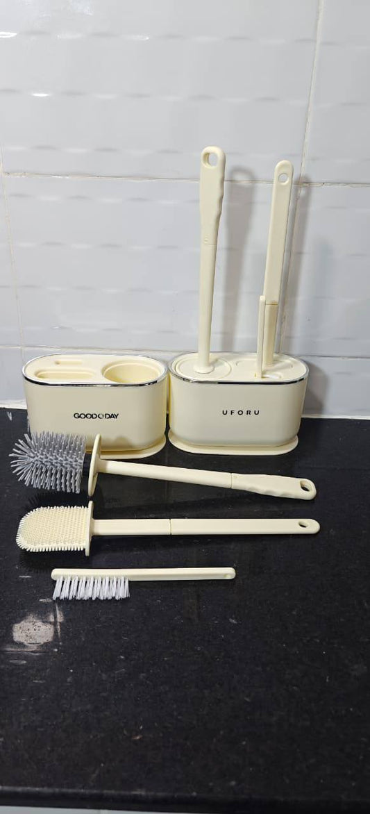 3 in 1 multifunction toilet cleaning brush.