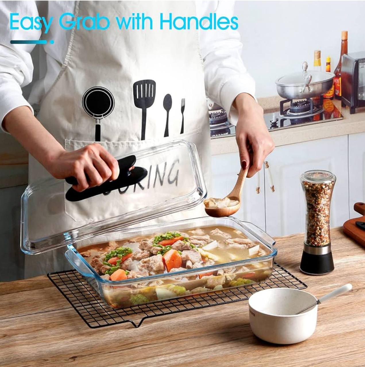 Casserole baking /storage tin with lid