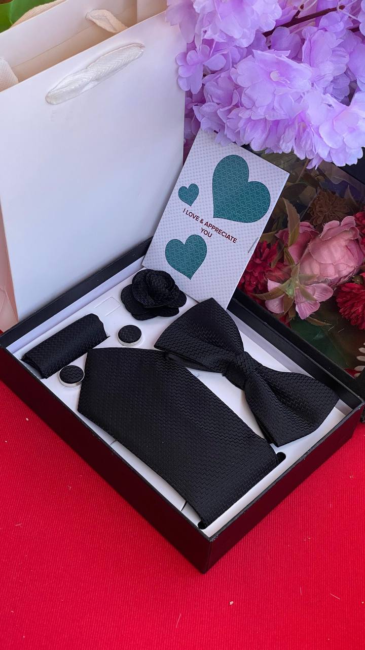MEN VALENTINE TIE SET GIFT PACK