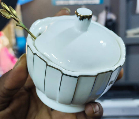 Ceramic golden sugar dishes