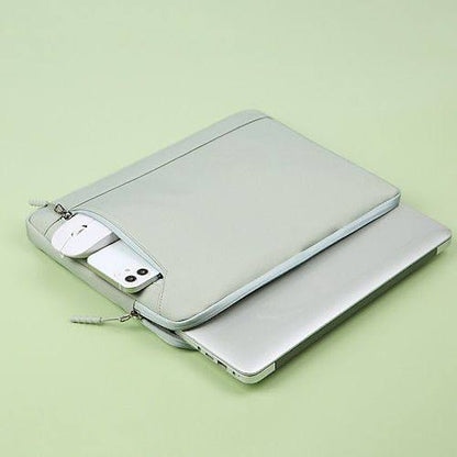 Premium Casepoke Laptop Sleeve
High quality Puffy laptop sleeve