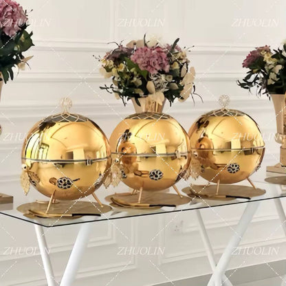 Luxurious Classy gold round chaffing dish