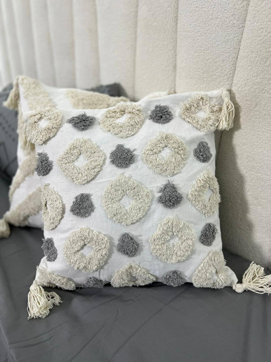 Fancy TUFTED/BOHO throw pillow covers with tassels