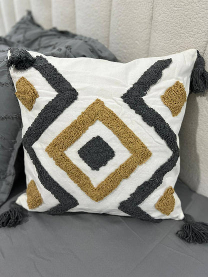 Fancy TUFTED/BOHO throw pillow covers with tassels