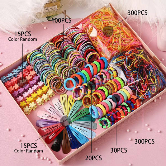 Girls hair accessories 
780pcs