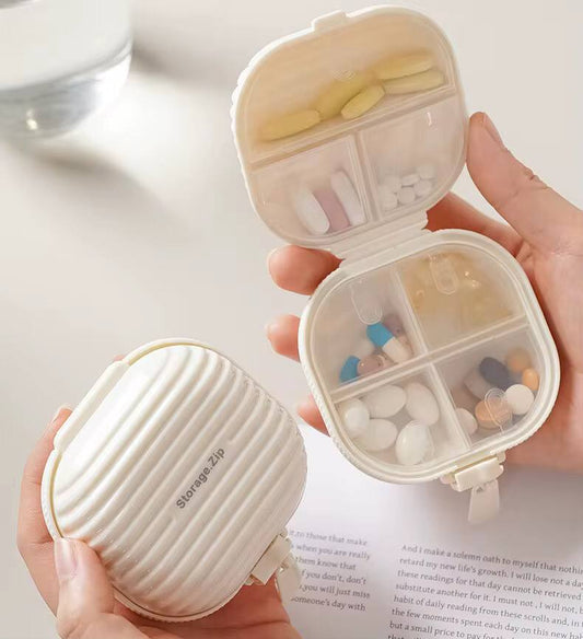 Portable pill storage case