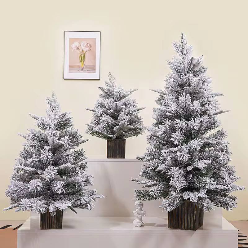 3pcs pre lit mini Christmas trees