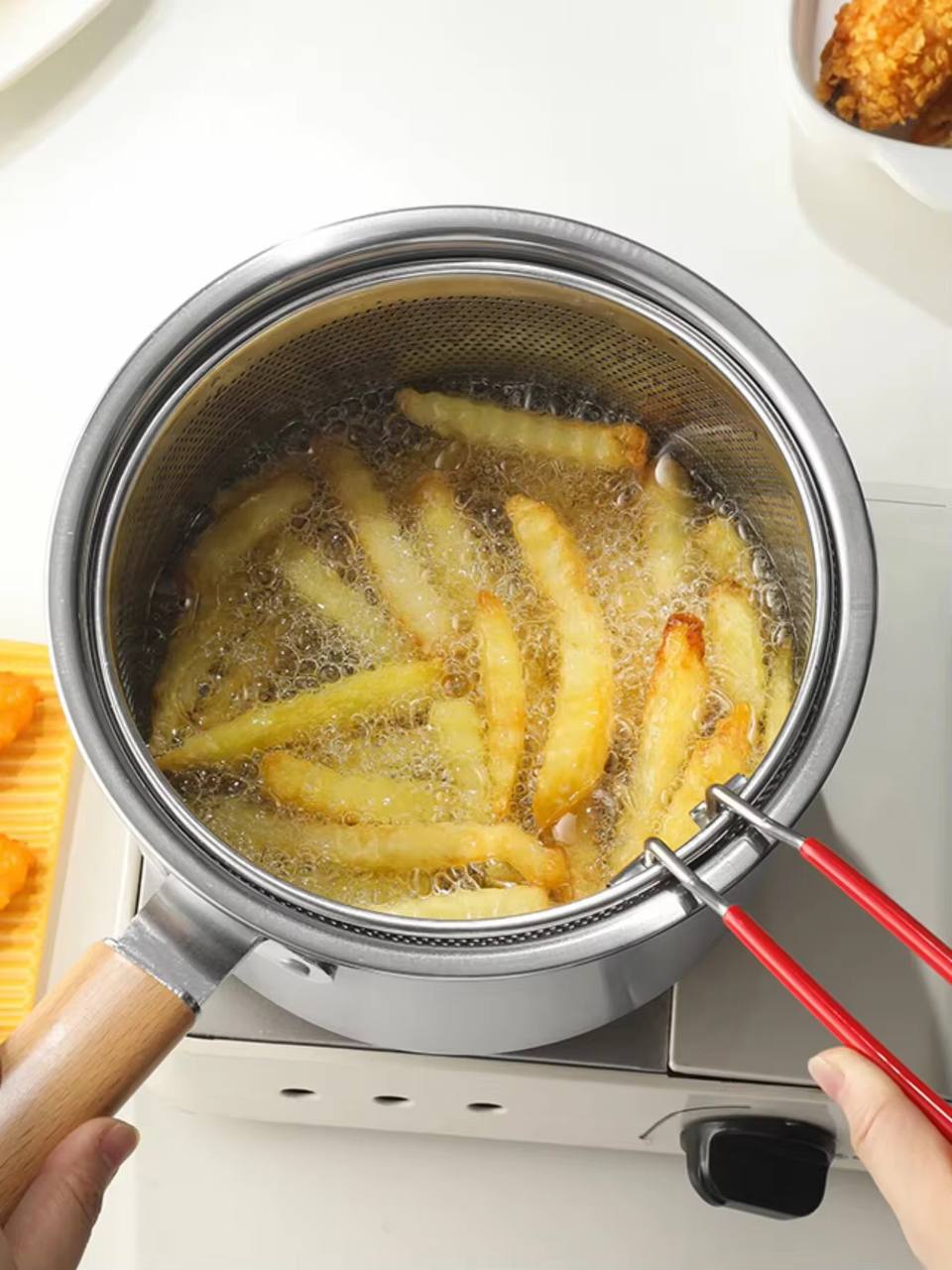 2 in 1 milk / frying pot
